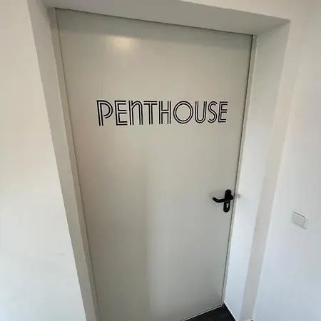 Penthouse Weener